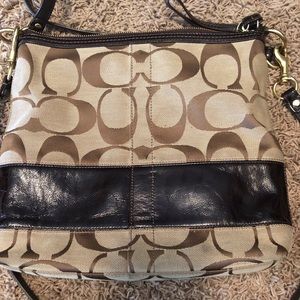 Coach signature Purse 12825 Patent Brown Shoulder